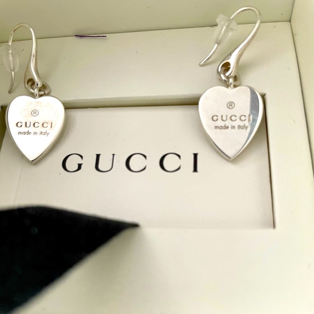 Authentic GUCCI Sterling silver dangling heart earrings, dainty & flirty, NWT